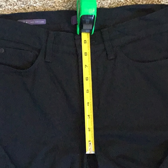 NYDJ Dayla Capri pants Black size 6 - Picture 4 of 6